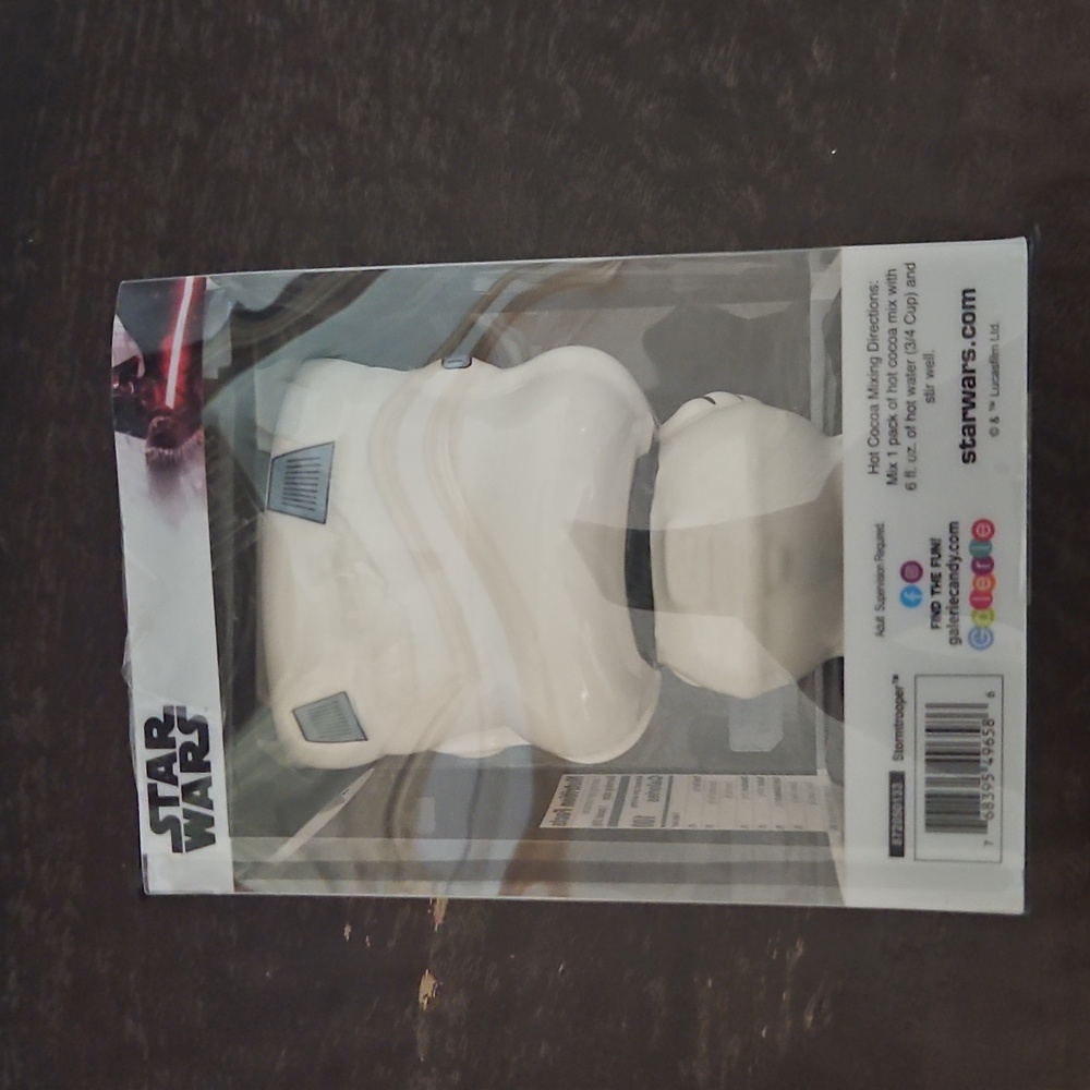 Star Wars Black and White Stormtrooper Goblet - Picture 3 of 11